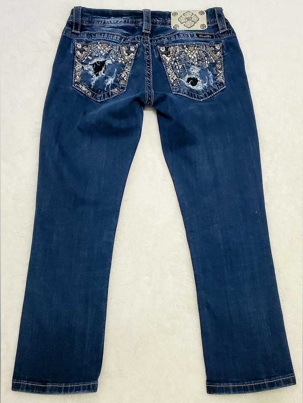 ♦️Miss Me Curvy Mid-Rise Crop Jeans Style# ME8343VC♦️ - Picture 2 of 6